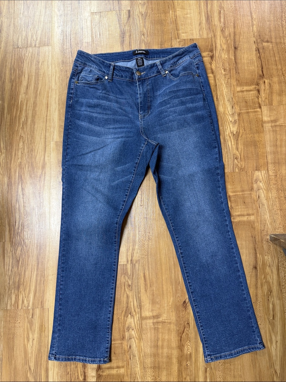 d. jeans Women's Dark Indigo Straight-Leg Jeans